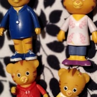 Daniel Tiger's Neighborhood Family Figure Set