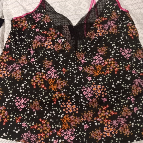 Victoria's Secret Cami, Medium