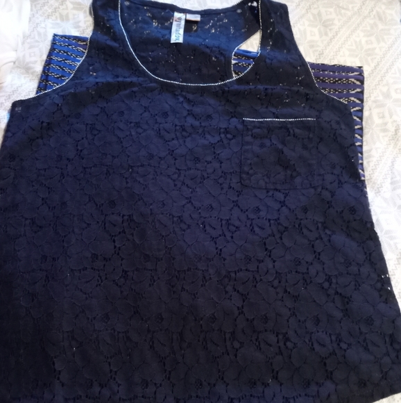 Eyeshadow Lace Tank Top, Large