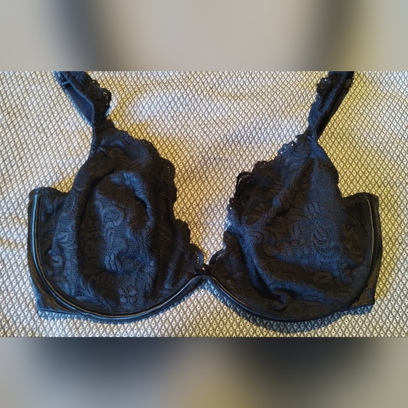 Cacique Lace Bra, 44DD