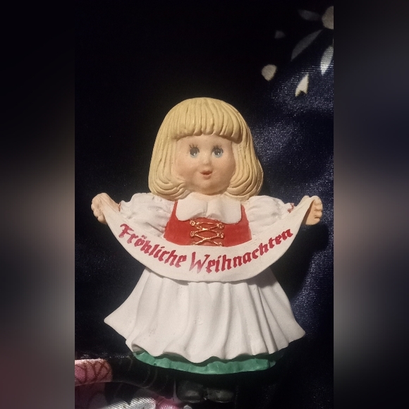 Hallmark Holiday Figurine, 1990