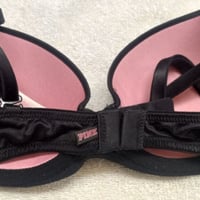 Gallery image 1 for Victoria's Secret Bra, 32A