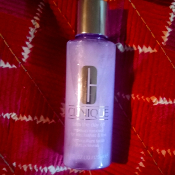 Clinique Take The Day Off Makeup Remover