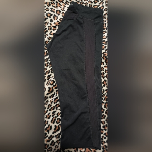 Patagonia Cropped Leggings